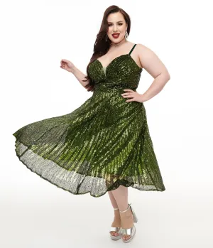 Unique Vintage Plus Size 1950s Emerald Pleated Sequin Swing Dress Casual Everyday Look