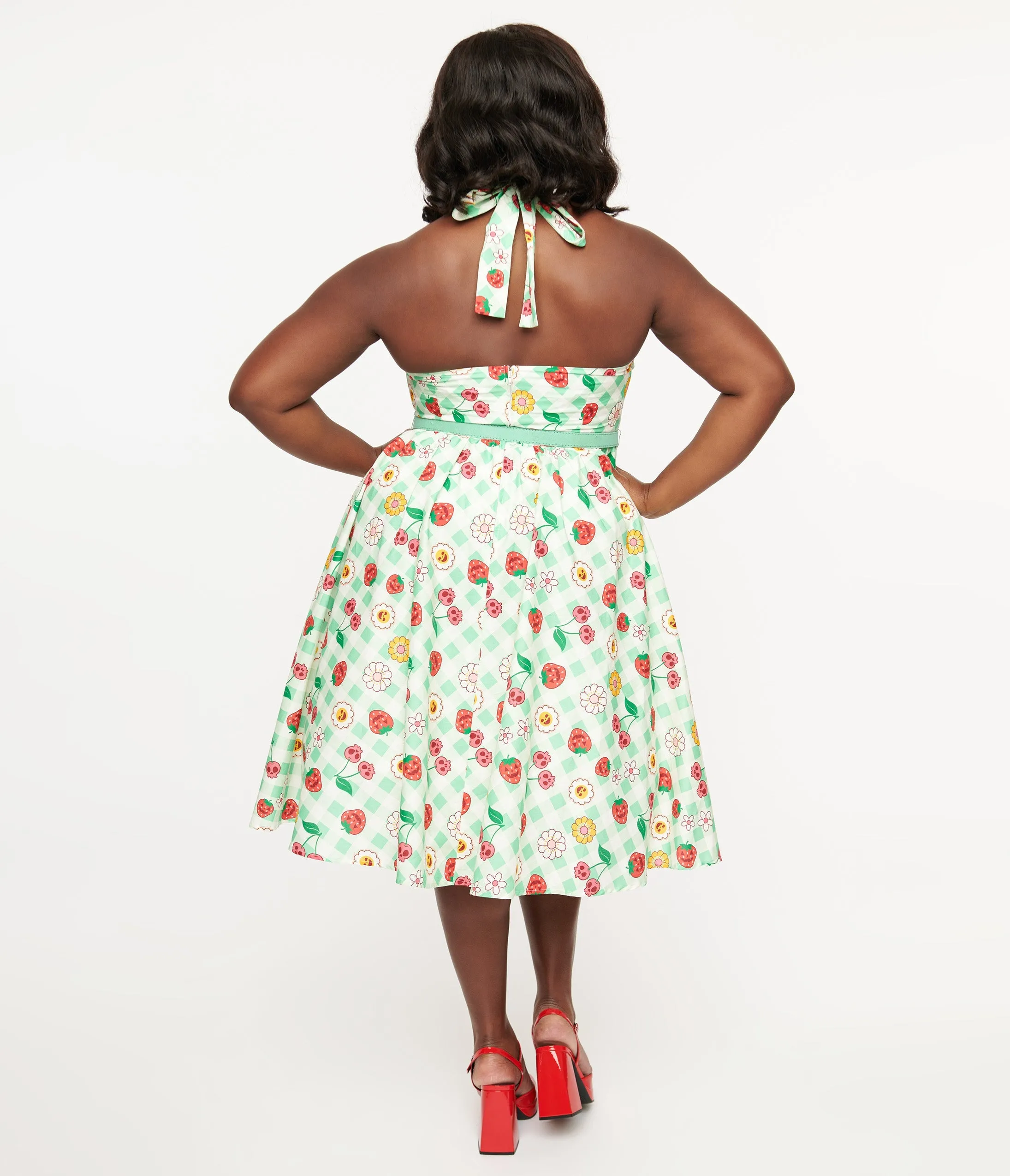 Unique Vintage Plus Size 1950s Green Gingham Spooky Fruit Print Halter Swing Dress Casual Everyday Look