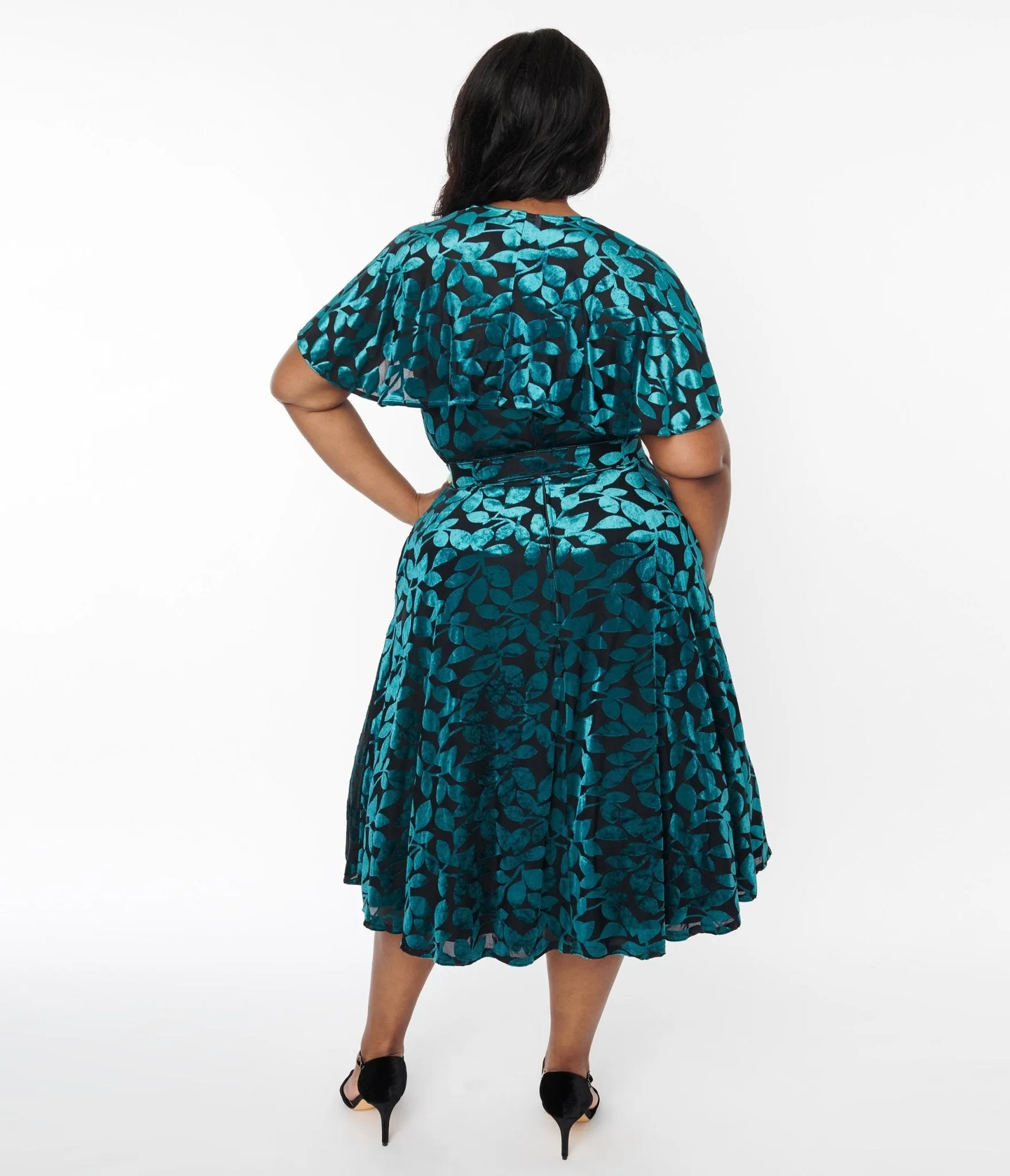 Unique Vintage Plus Size 1950s Teal & Black Velvet Burnout Capelet Swing Dress Casual Everyday Look