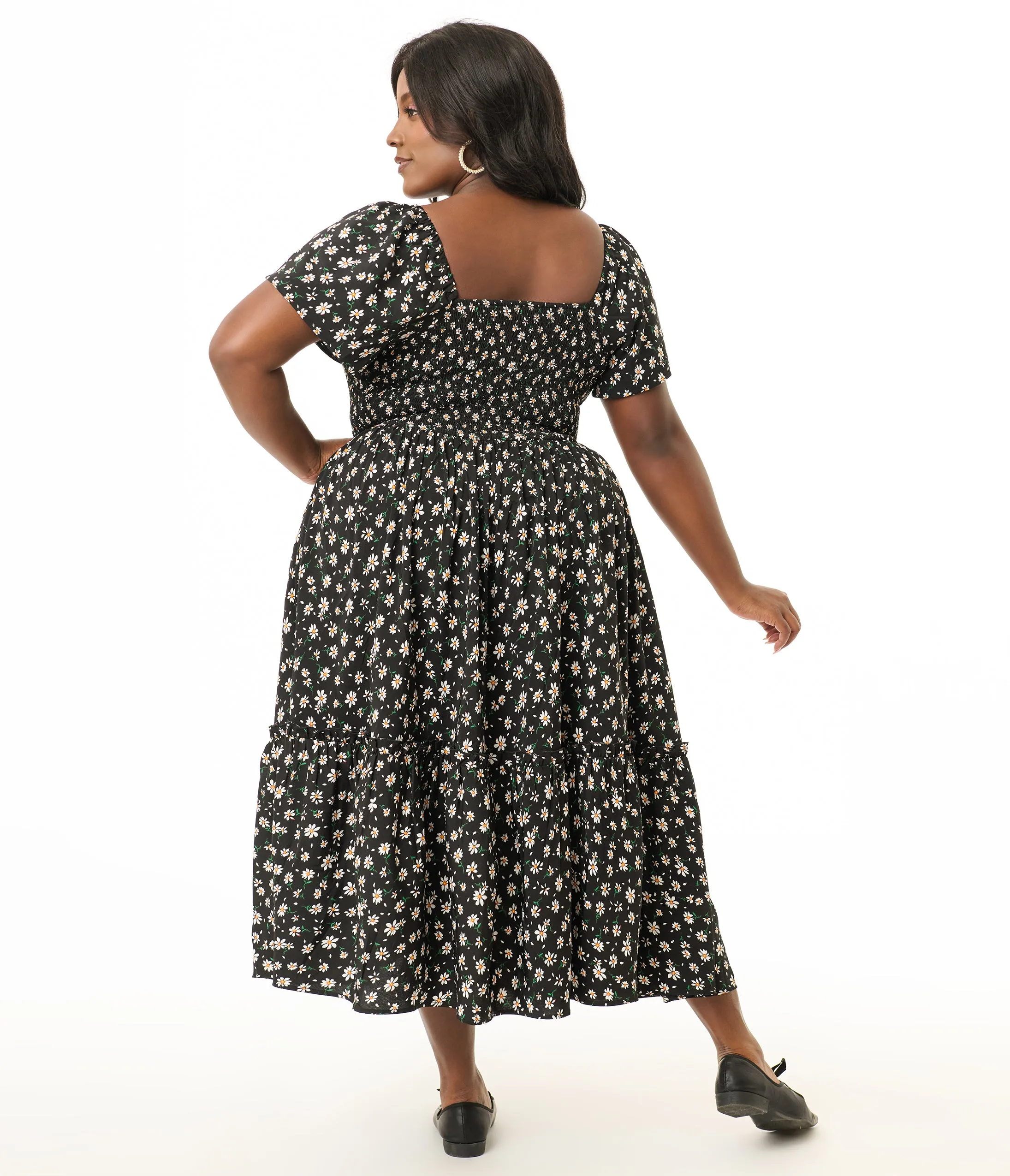 Unique Vintage Plus Size 1960s Black & White Ditsy Floral Smocked Bodice Midi Dress Casual Everyday Look