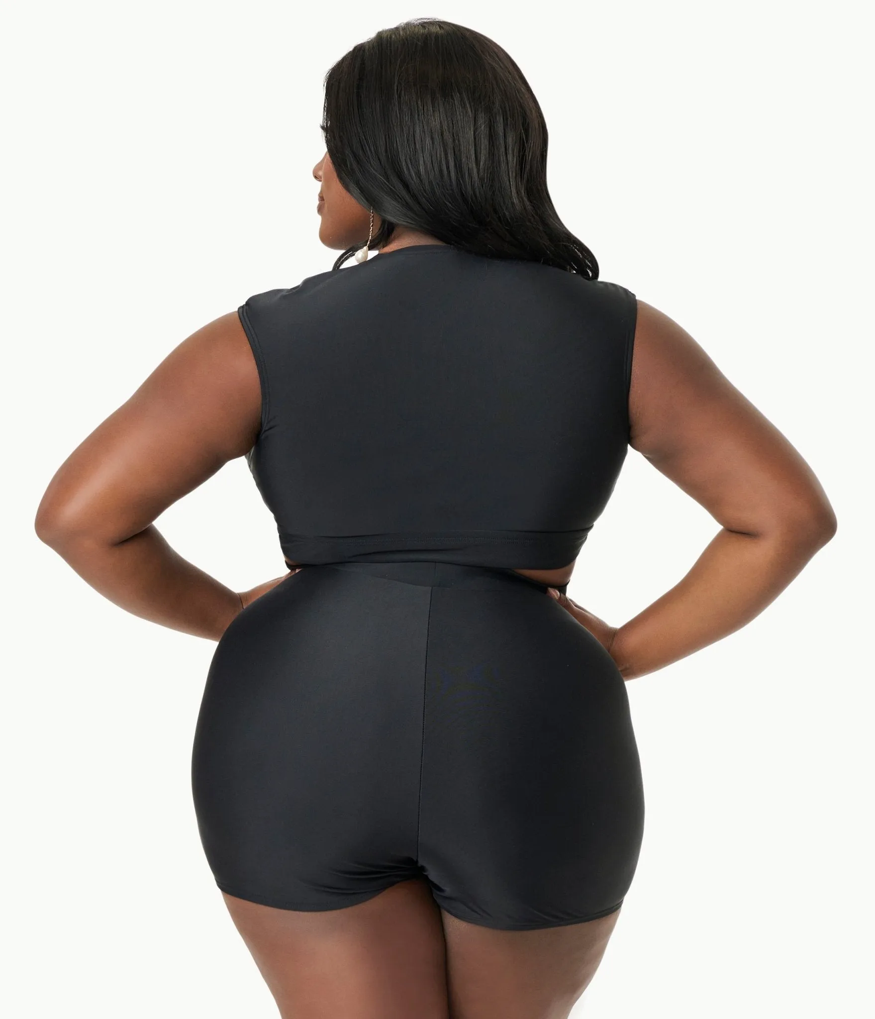 Unique Vintage Plus Size Black Bow Swim Top Beach Vacation Ready