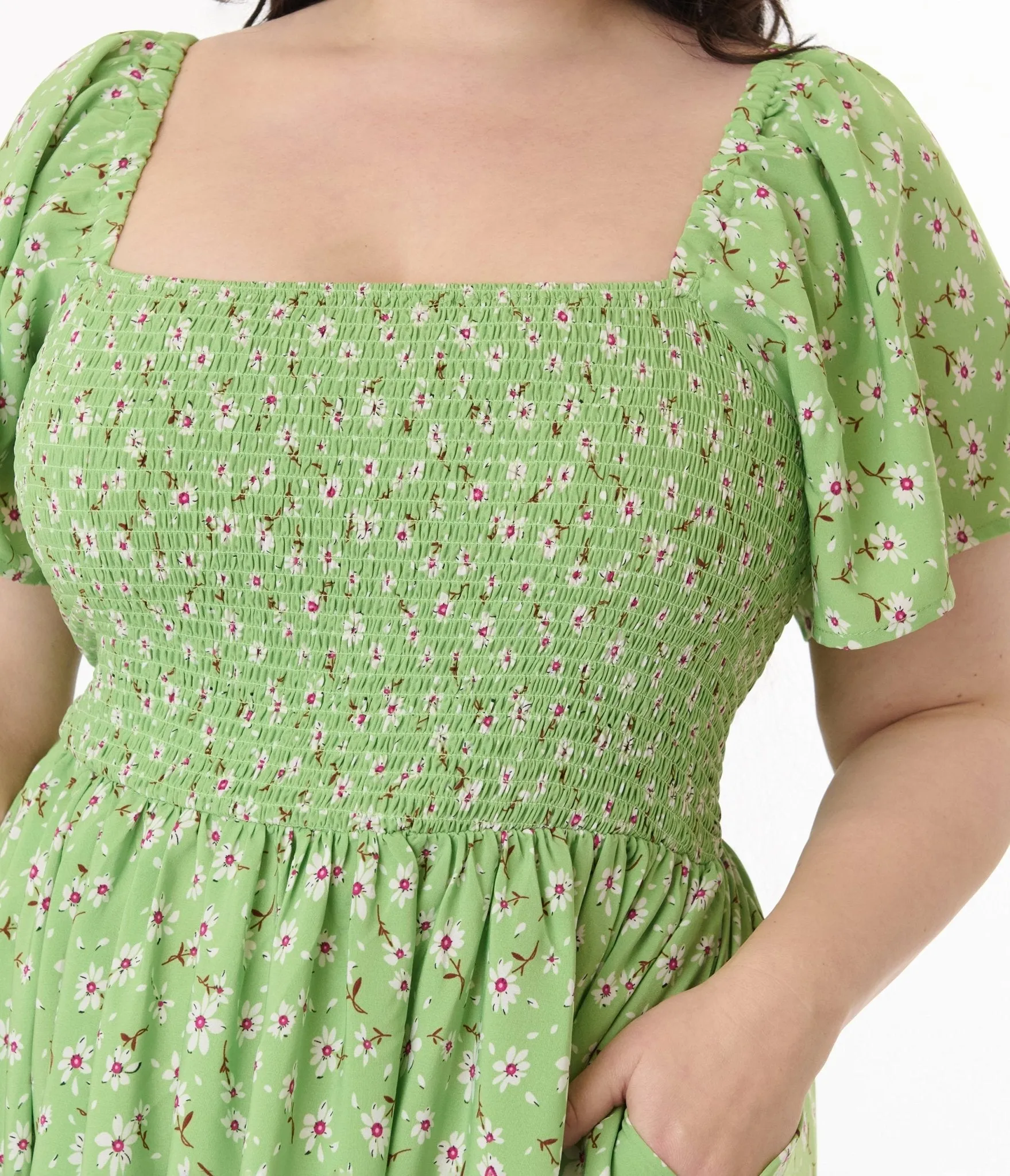 Unique Vintage Plus Size Green & White Ditsy Floral Smocked Bodice Midi Dress Casual Everyday Look