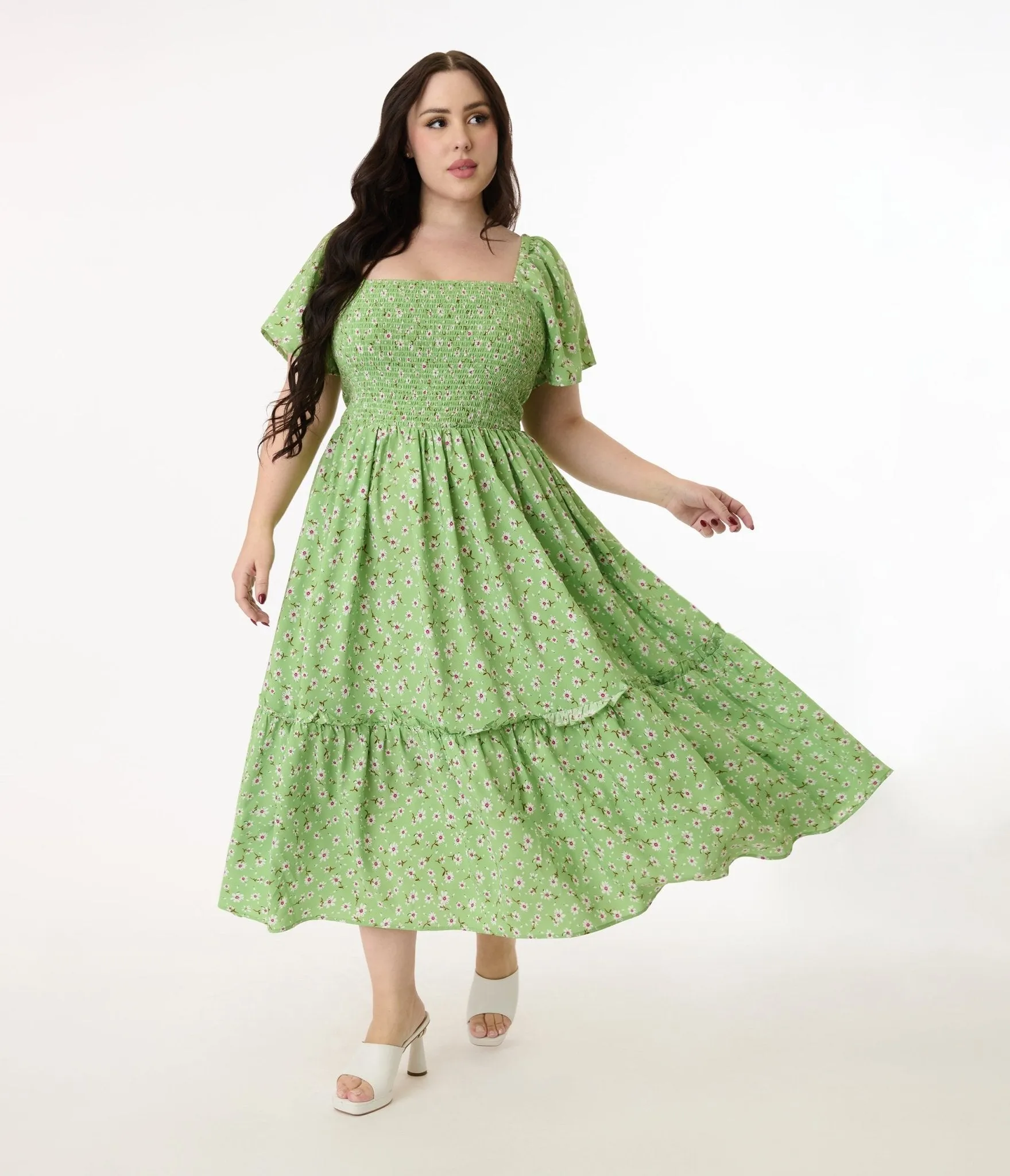 Unique Vintage Plus Size Green & White Ditsy Floral Smocked Bodice Midi Dress Casual Everyday Look