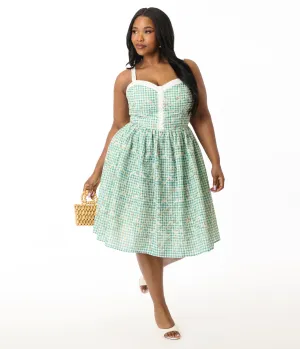Unique Vintage Plus Size Green Gingham & Floral Sweetheart Swing Dress Casual Everyday Look