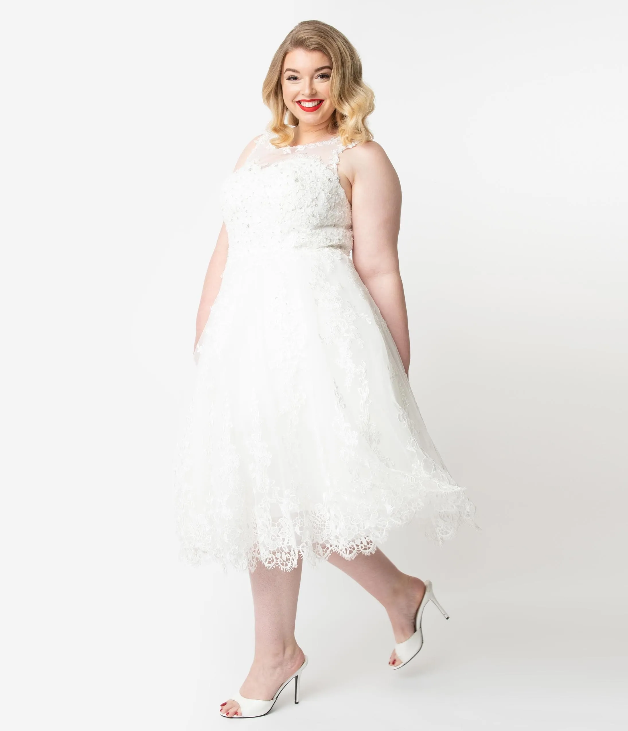 Unique Vintage Plus Size Ivory Lace & Tulle Riviera Bridal Dress Casual Everyday Look