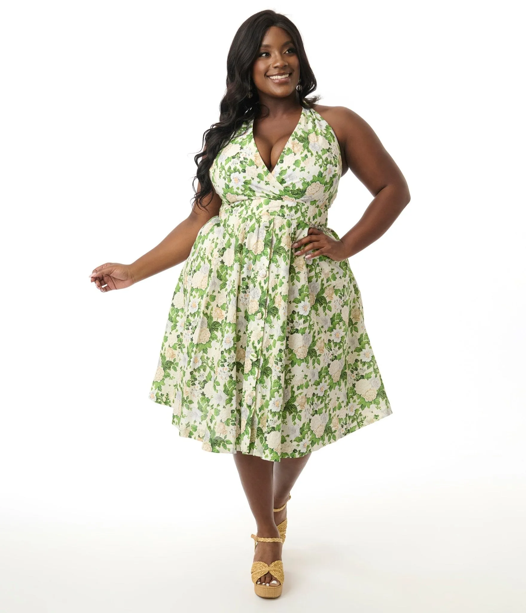 Unique Vintage Plus Size White & Green Floral Tarrytown Hostess Dress Casual Everyday Look