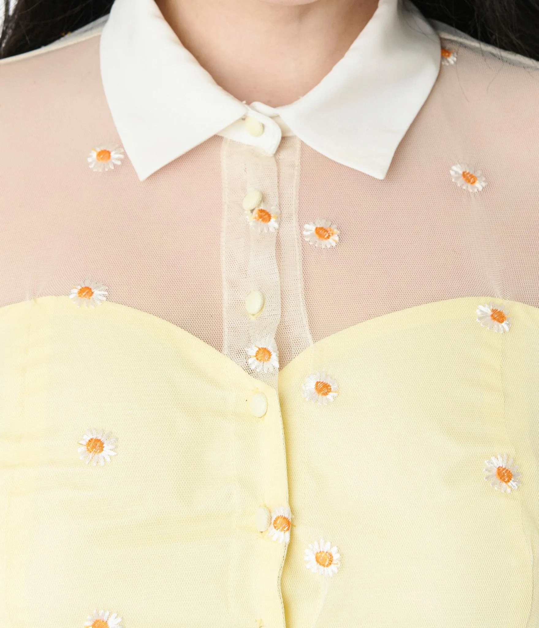 Unique Vintage Plus Size Yellow Daisy Print Hollie Swing Dress Casual Everyday Look