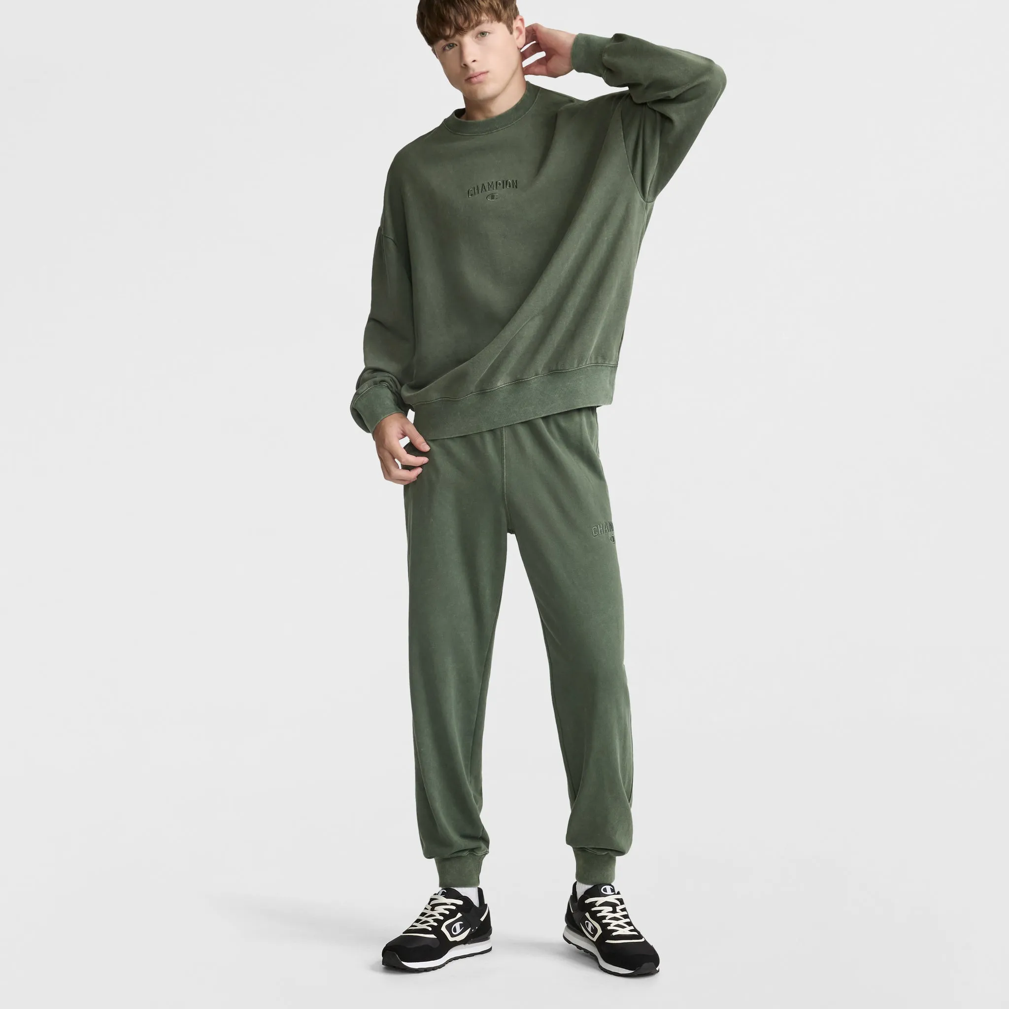 Vintage Wash Crewneck Sweatshirt Urban Street Look