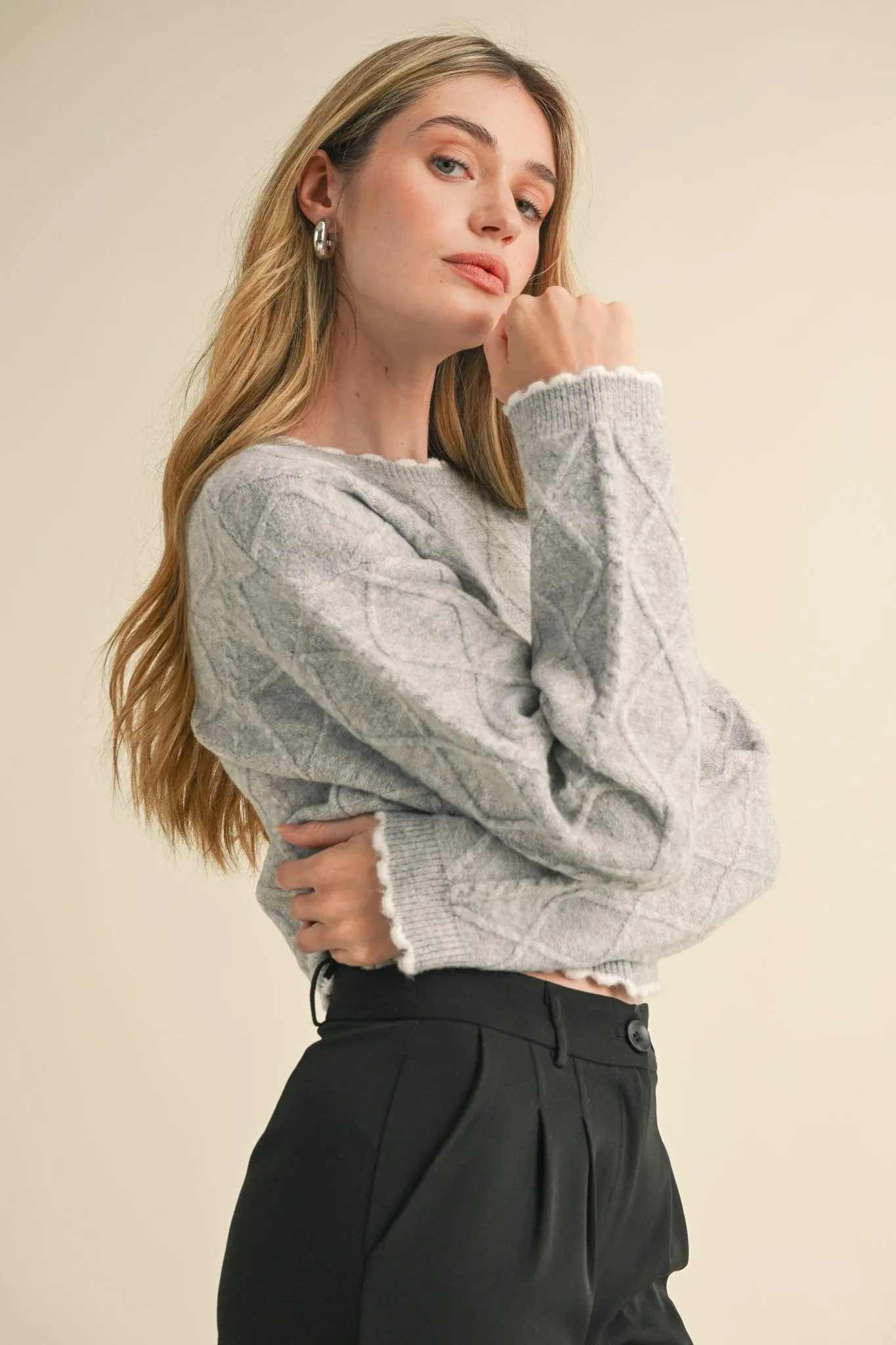 Vivienne Scallop Edge Sweater Everyday Casual Look