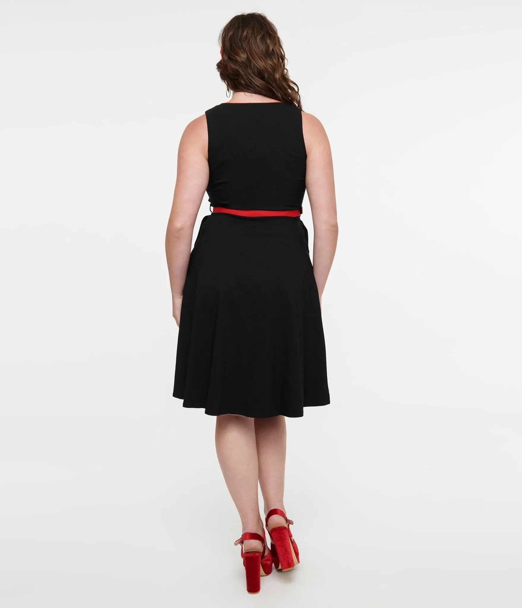 Voodoo Vixen 1950s Black & Red Western Rose Swing Dress Casual Everyday Look