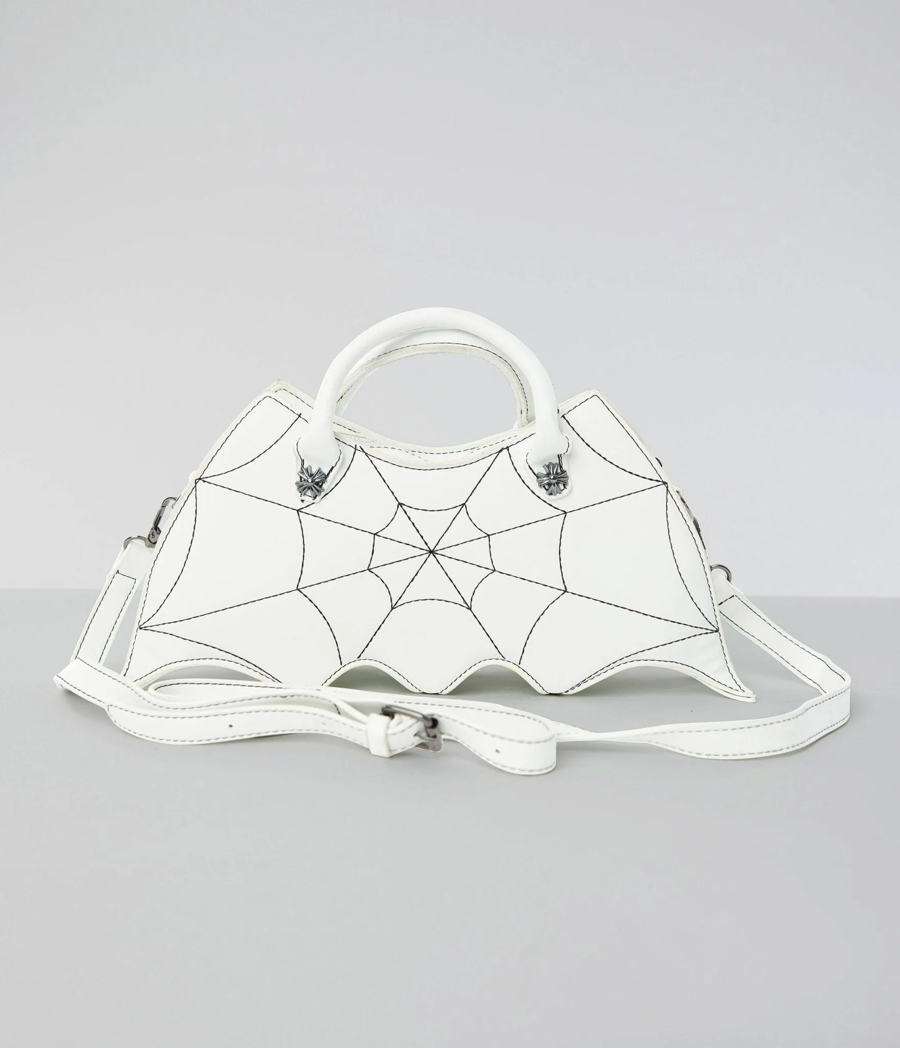 White Bat Webbed Handbag Fun Outing